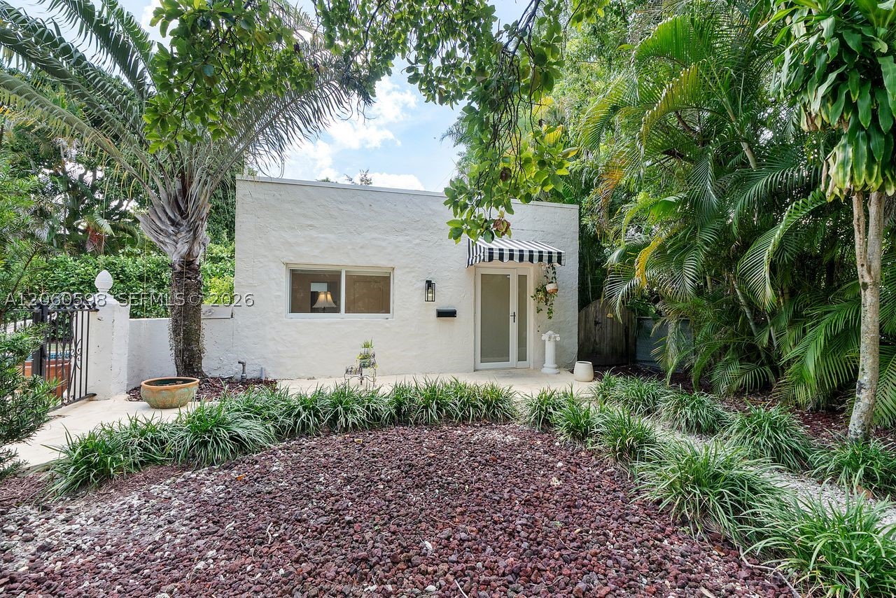 1042 Sorolla Ave, Coral Gables FL 33134