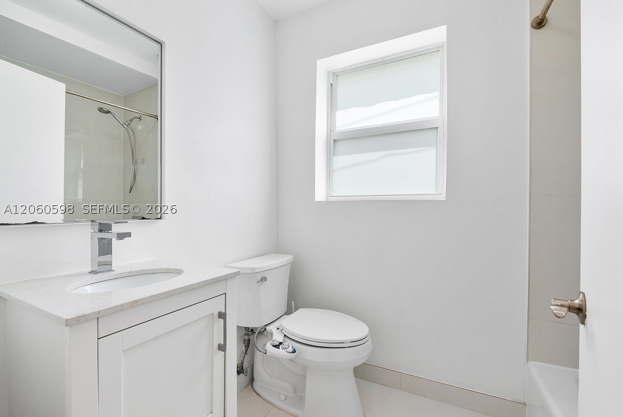 1042 Sorolla Ave, Coral Gables FL 33134