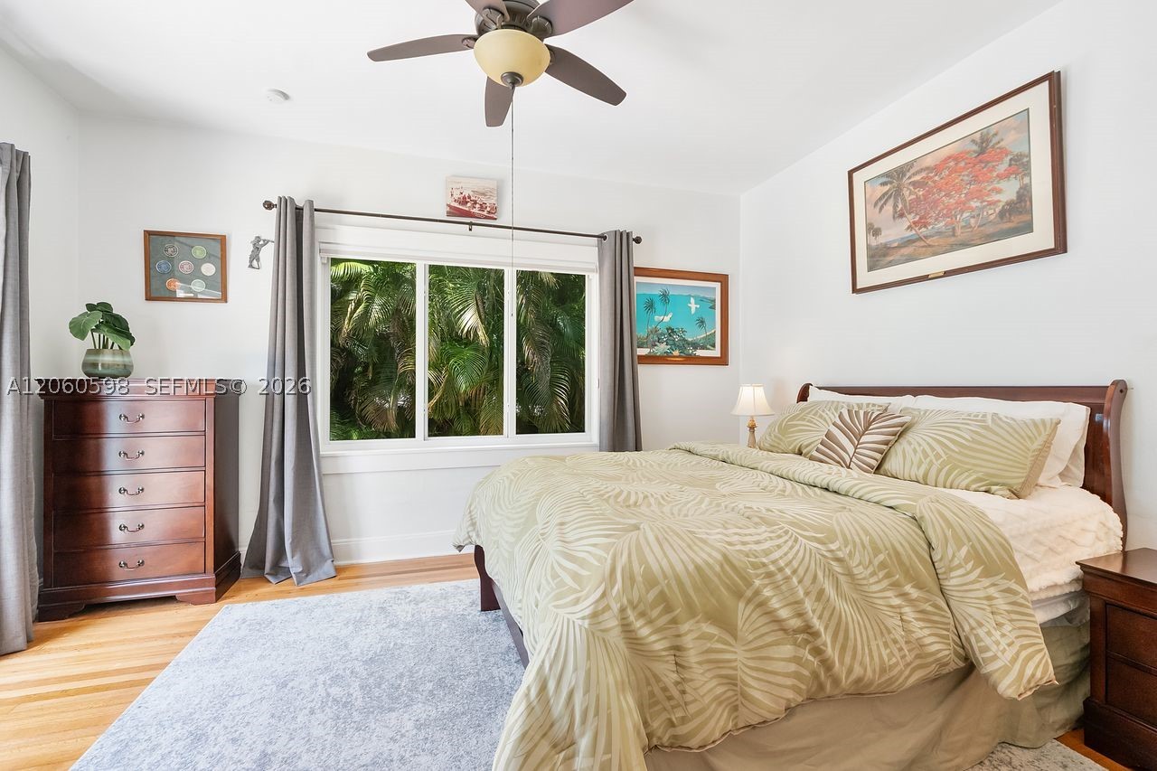 1042 Sorolla Ave, Coral Gables FL 33134