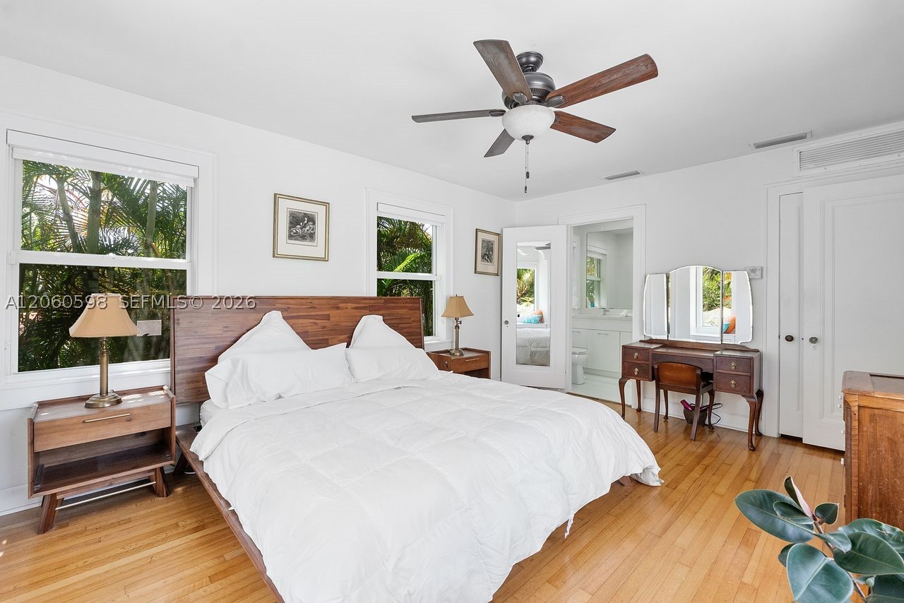 1042 Sorolla Ave, Coral Gables FL 33134