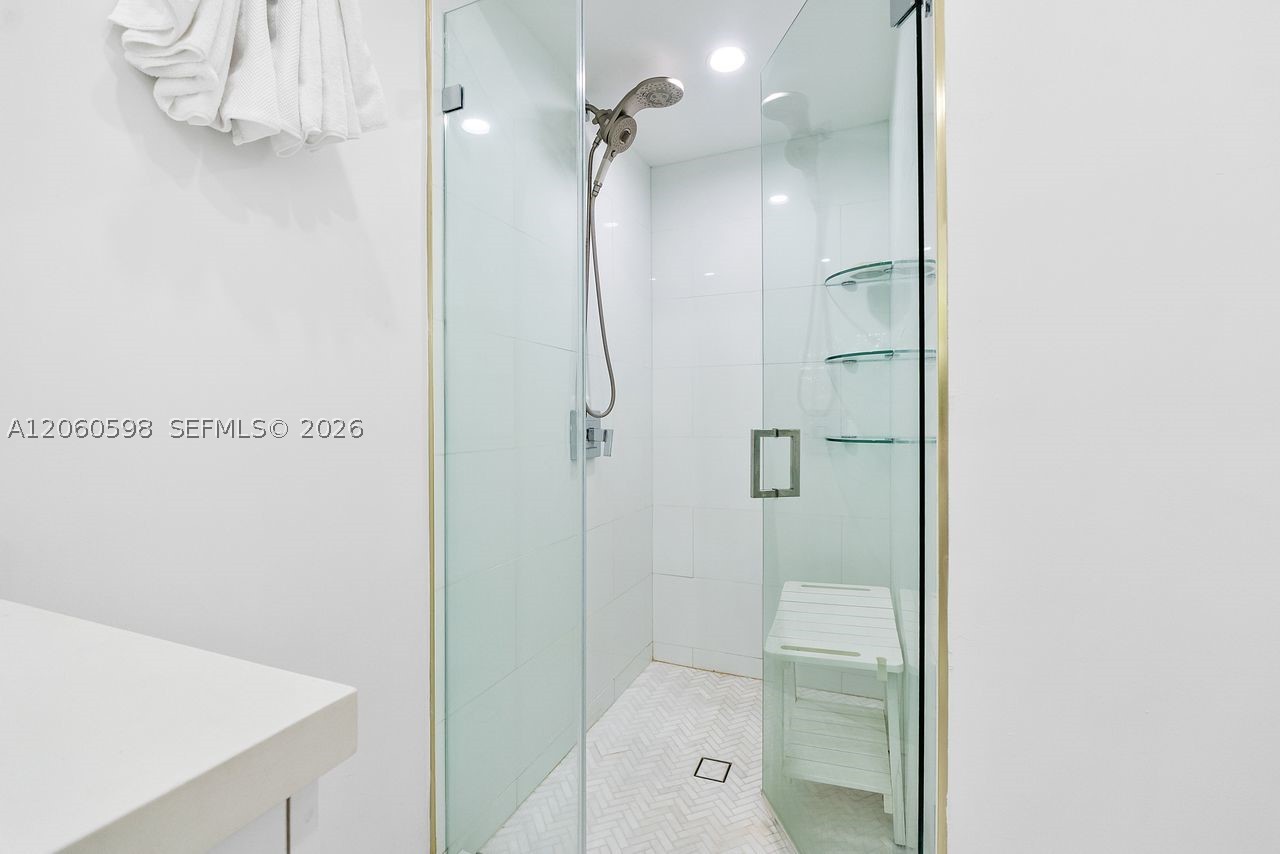 1042 Sorolla Ave, Coral Gables FL 33134