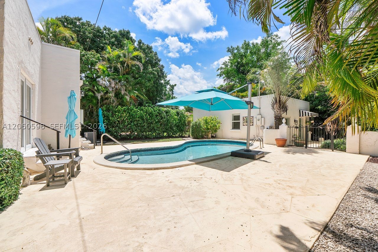 1042 Sorolla Ave, Coral Gables FL 33134