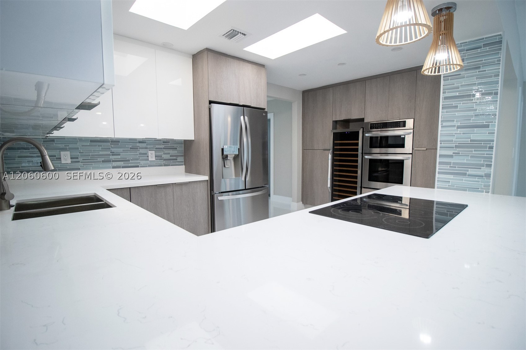 1321 NE 14th St, Fort Lauderdale FL 33304