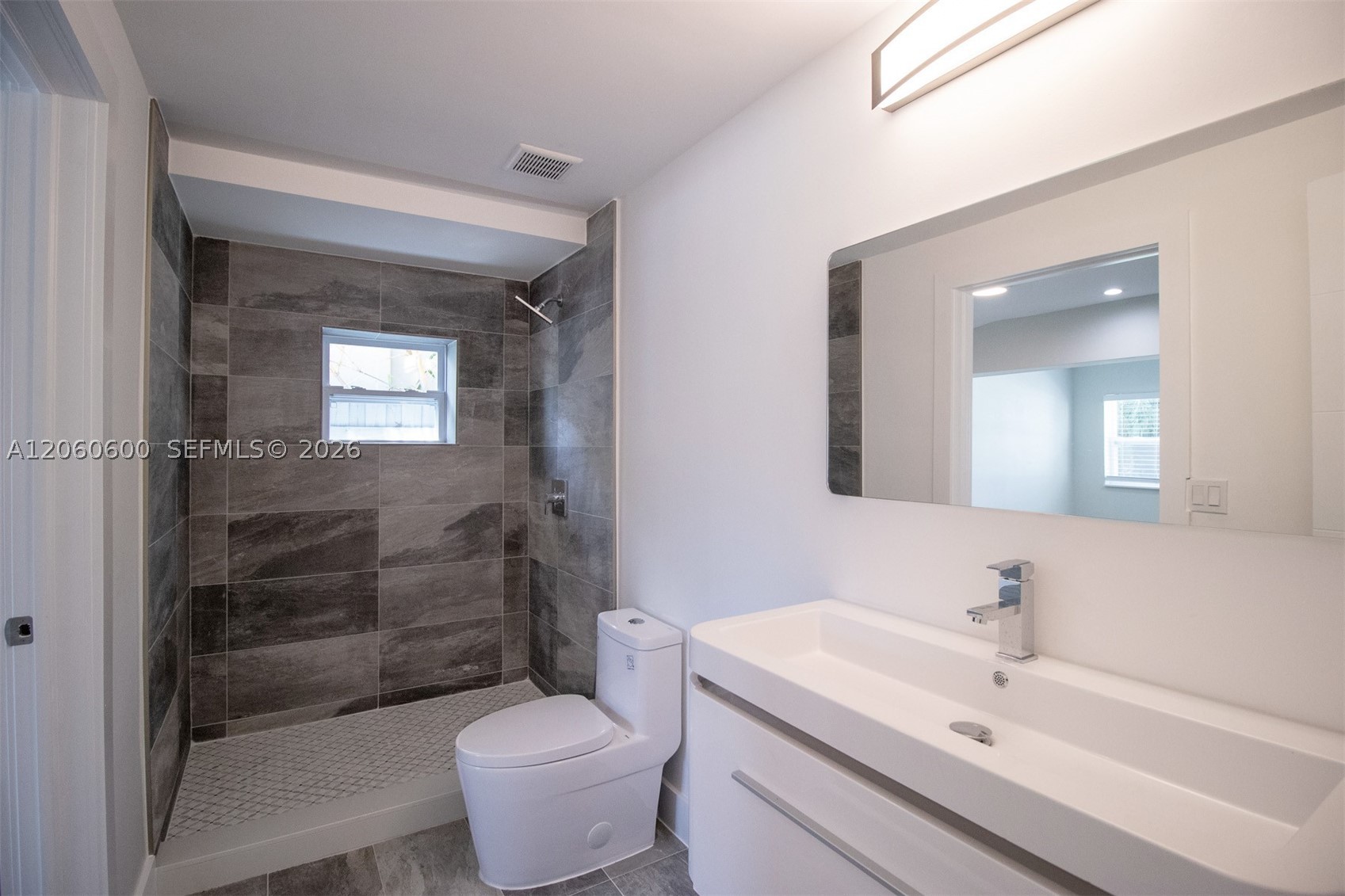 1321 NE 14th St, Fort Lauderdale FL 33304