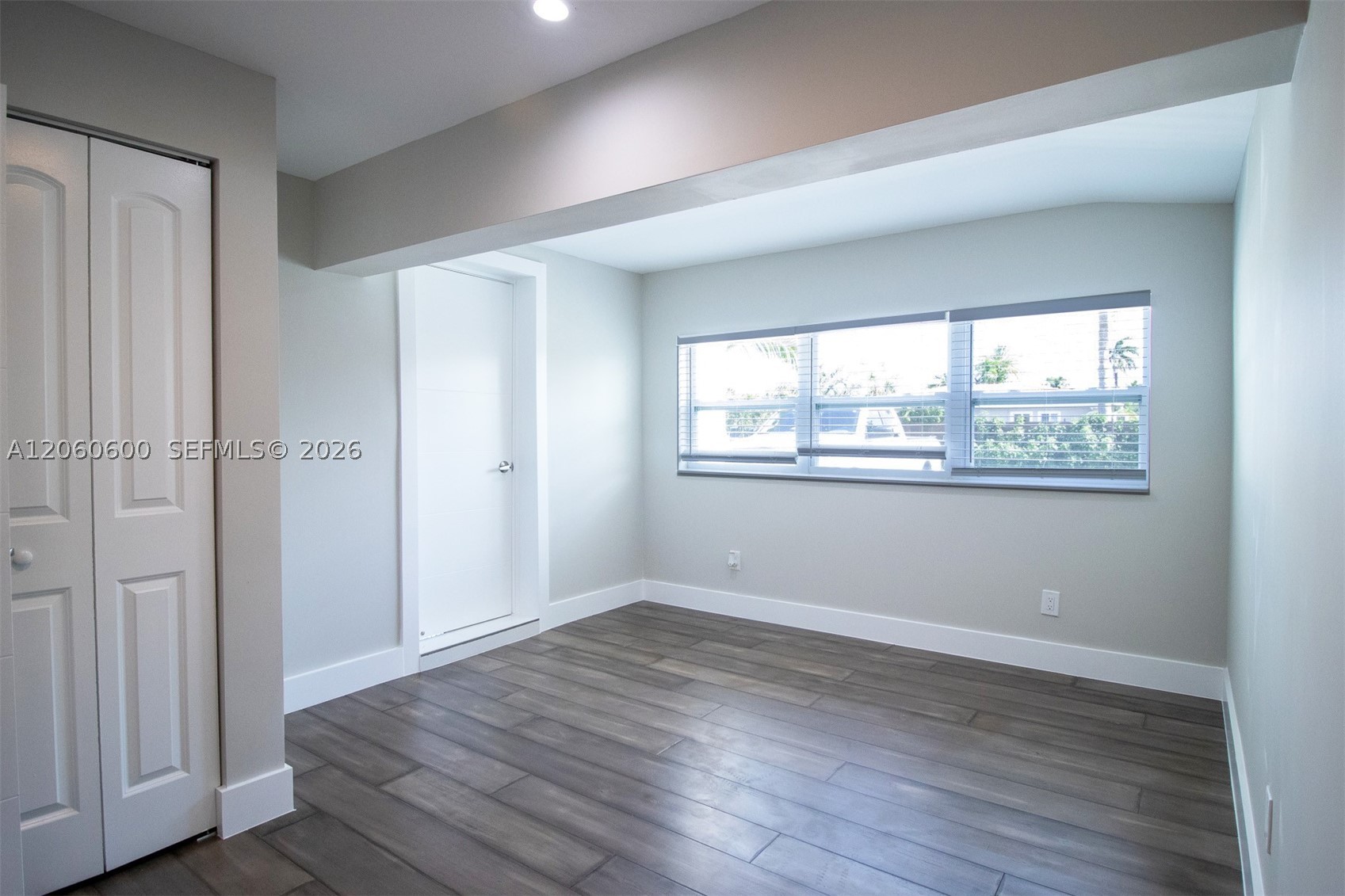 1321 NE 14th St, Fort Lauderdale FL 33304