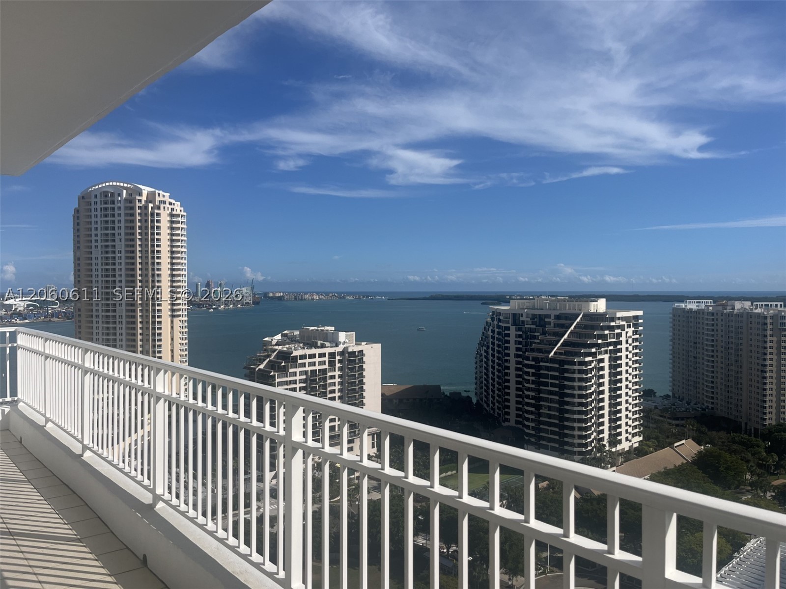 801 Brickell Key Blvd #2509, Miami FL 33131