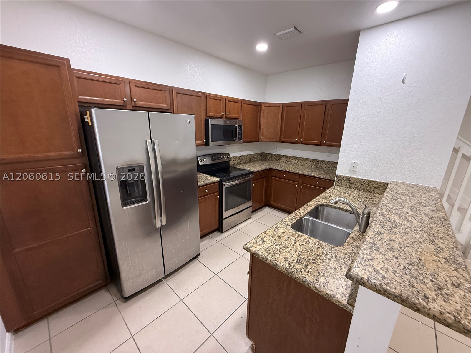9465 SW 171st Ct #Main, Miami FL 33196