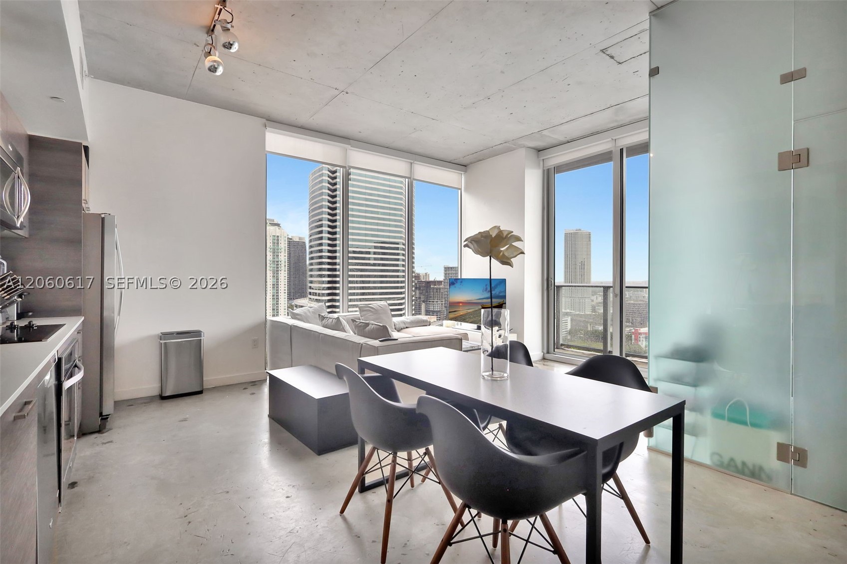 151 SE 1st St #2511, Miami FL 33131