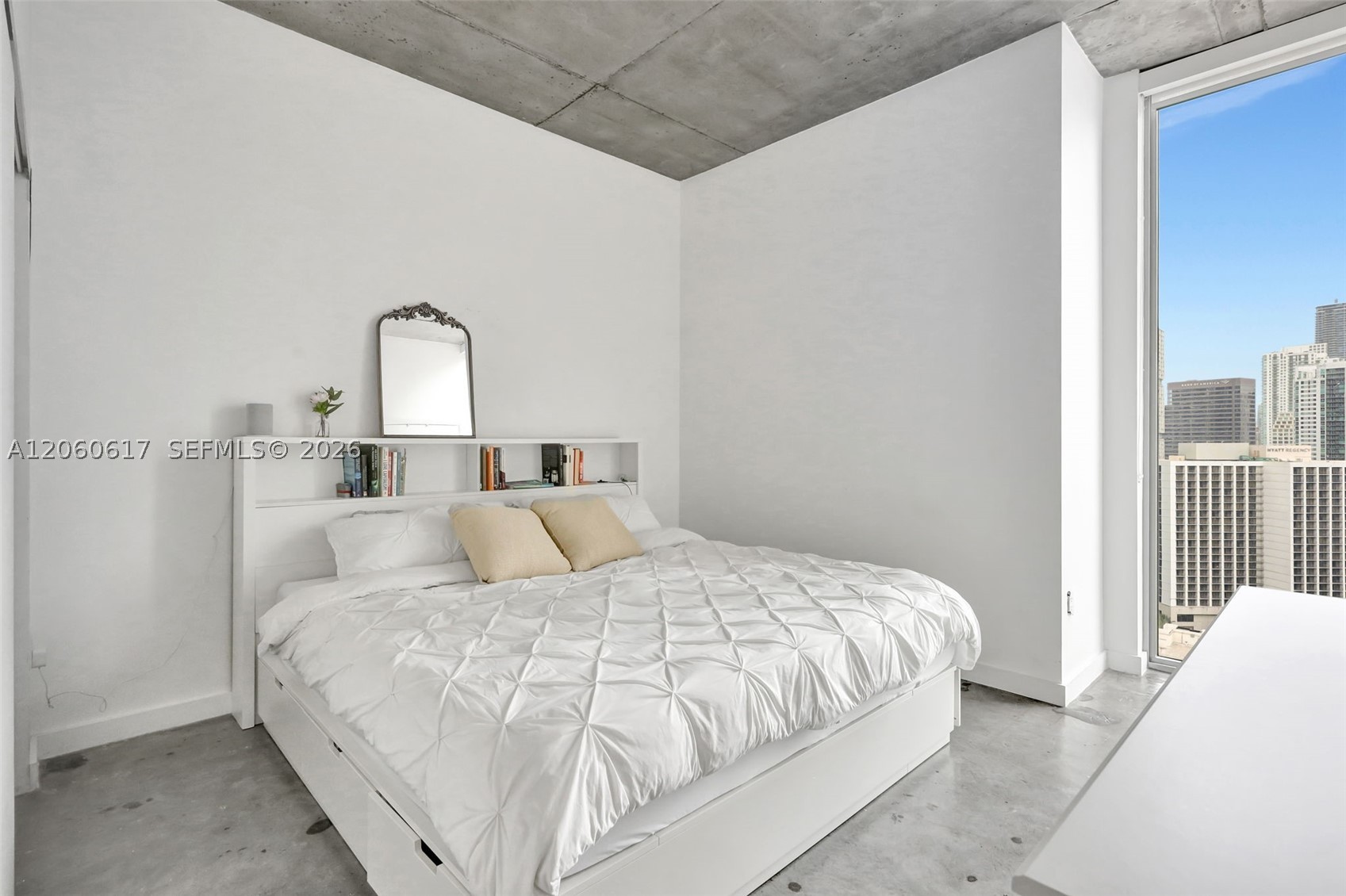 151 SE 1st St #2511, Miami FL 33131