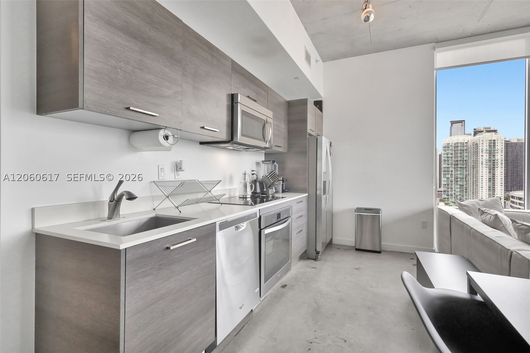 151 SE 1st St #2511, Miami FL 33131