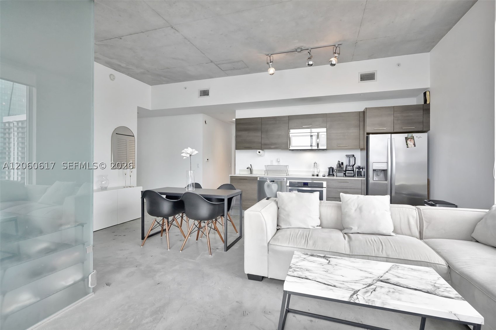 151 SE 1st St #2511, Miami FL 33131