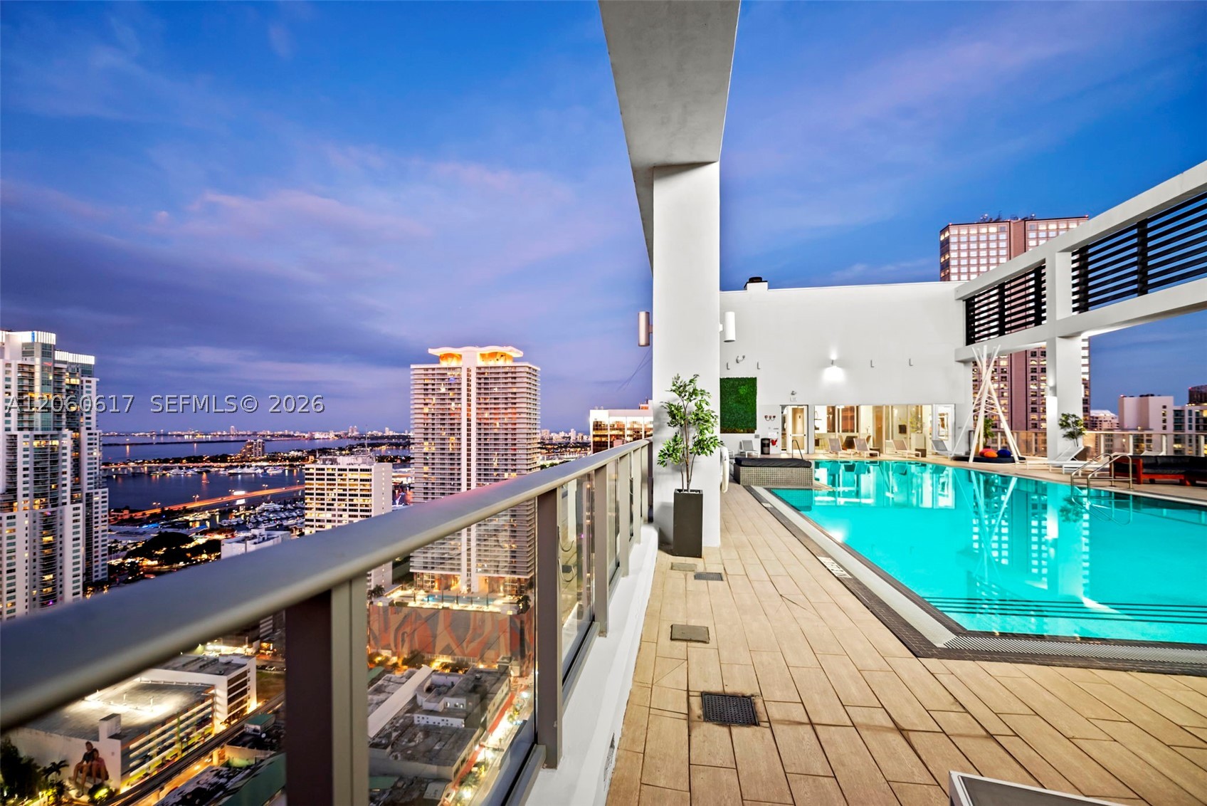 151 SE 1st St #2511, Miami FL 33131
