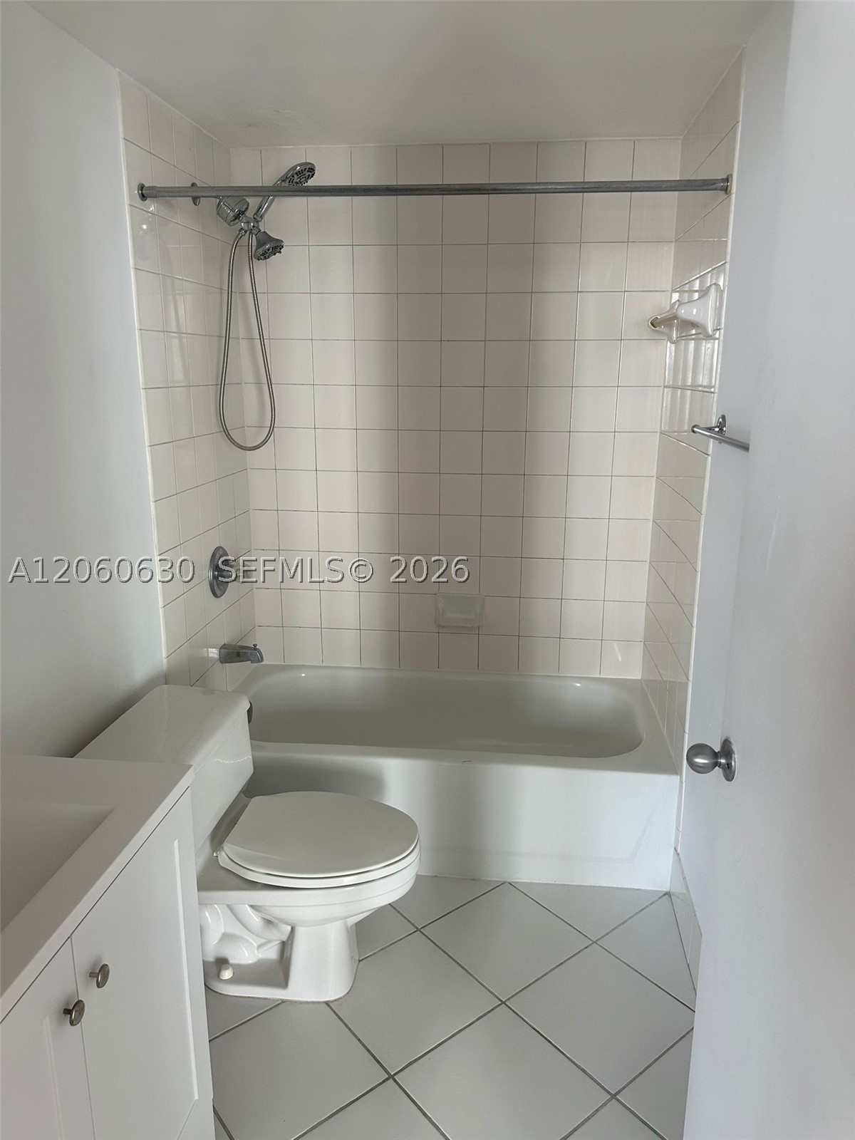 701 Brickell Key Blvd #1808, Miami FL 33131