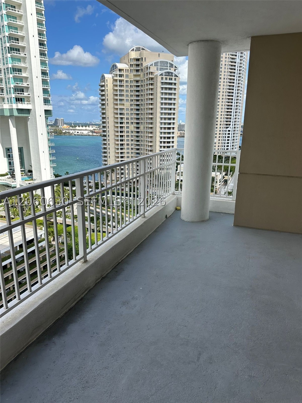 701 Brickell Key Blvd #1808, Miami FL 33131