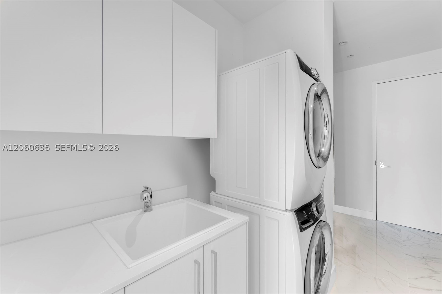 15701 Collins Ave #4701, Sunny Isles Beach FL 33160