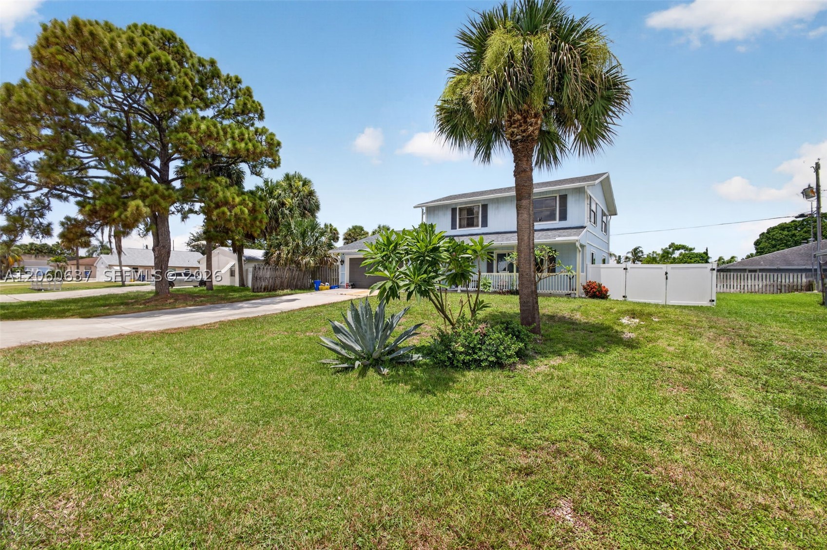6187 Kendrick St, Jupiter FL 33458