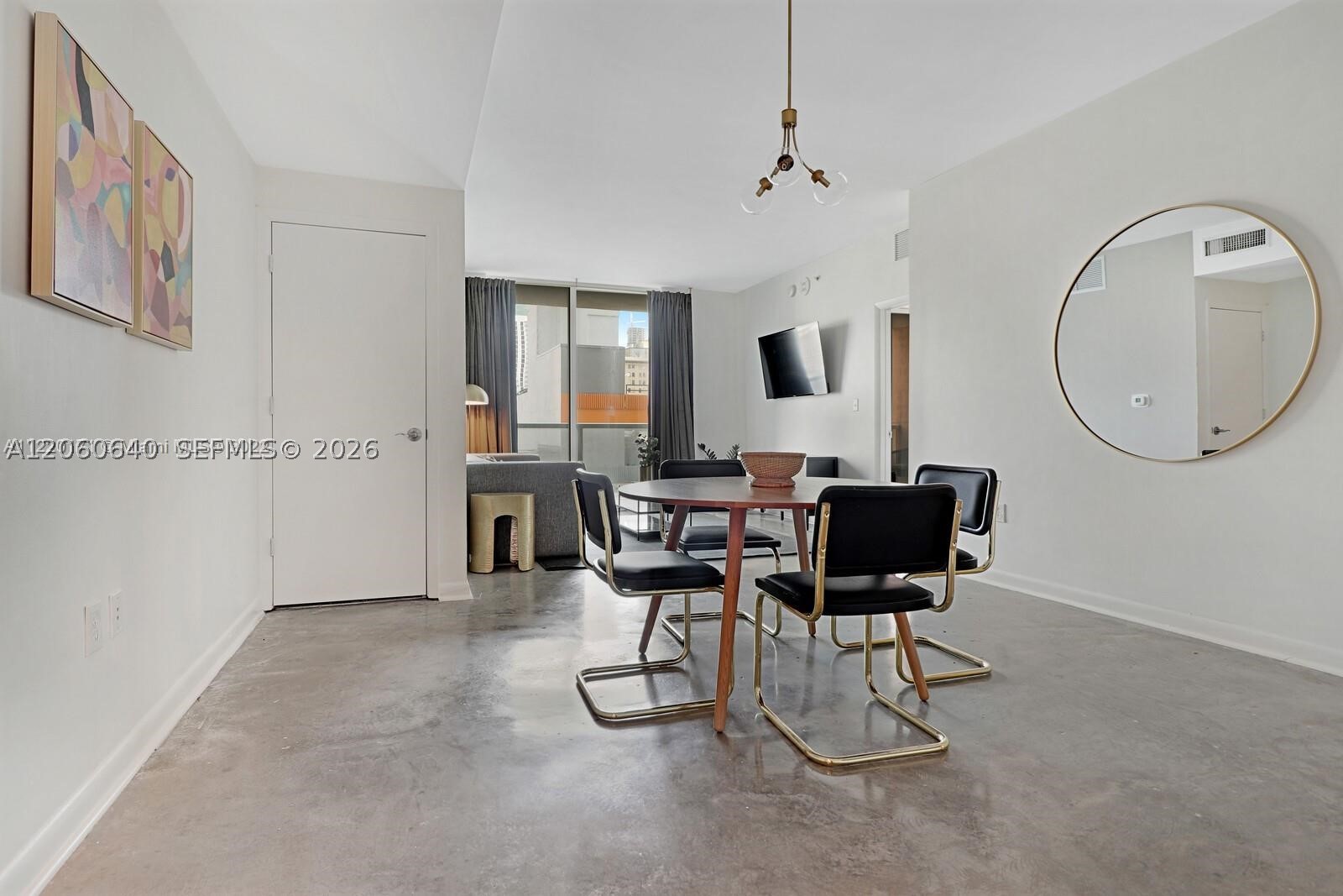 253 NE 2nd St #508, Miami FL 33132