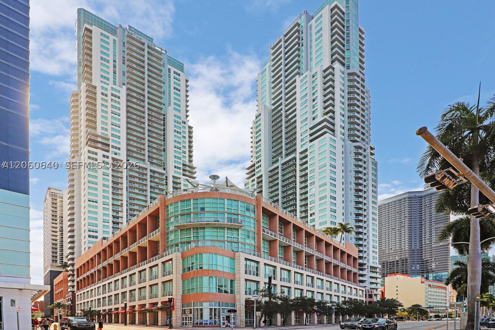 253 NE 2nd St #508, Miami FL 33132