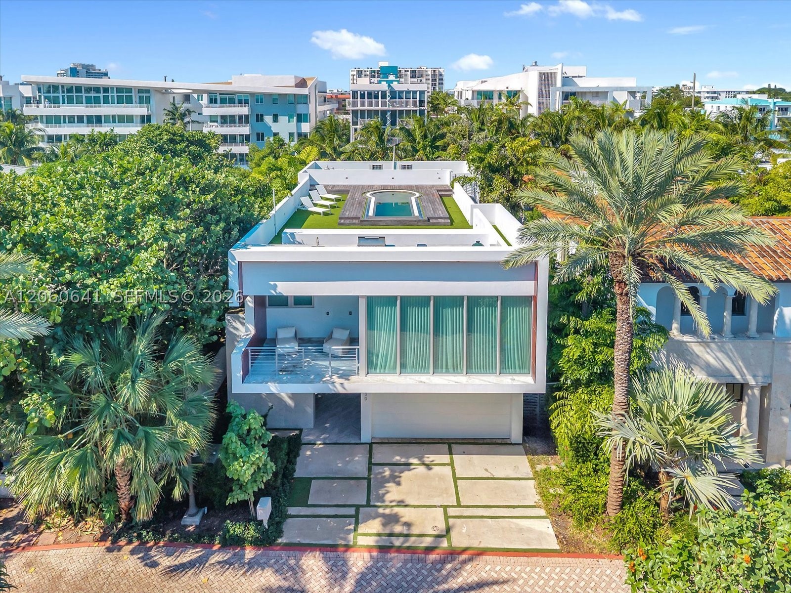 7830 Atlantic Way, Miami Beach FL 33141