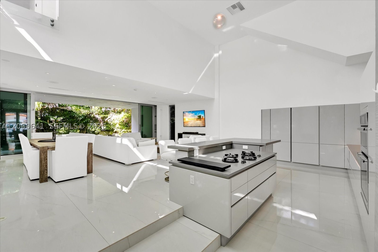 7830 Atlantic Way, Miami Beach FL 33141