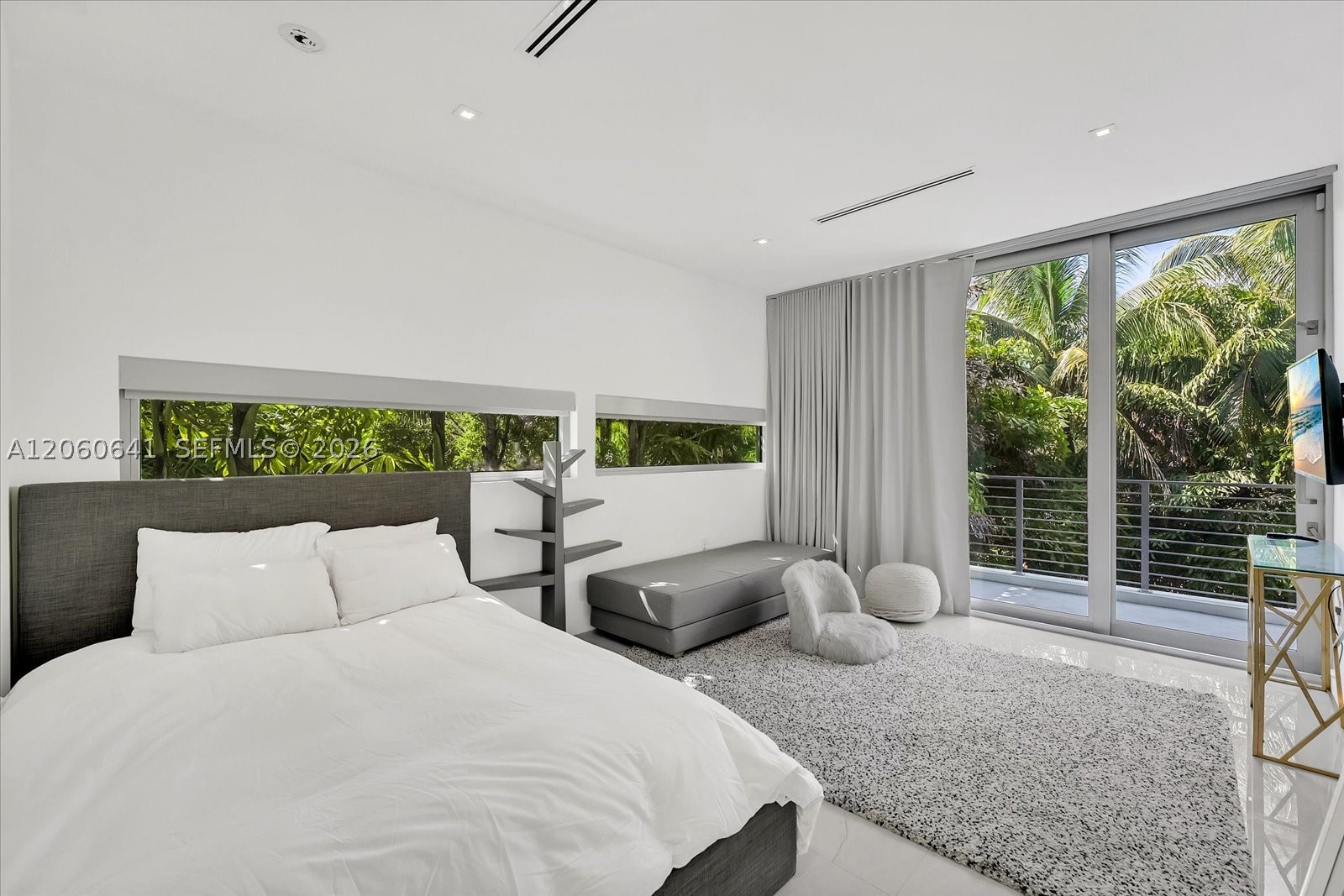 7830 Atlantic Way, Miami Beach FL 33141