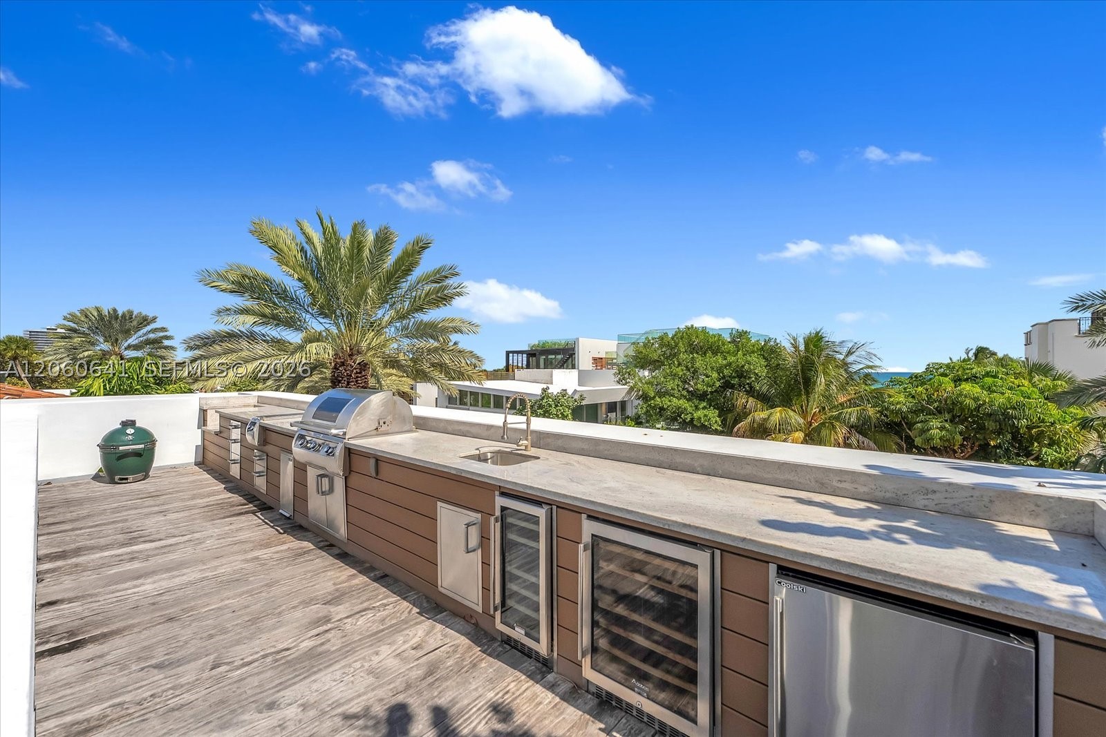 7830 Atlantic Way, Miami Beach FL 33141