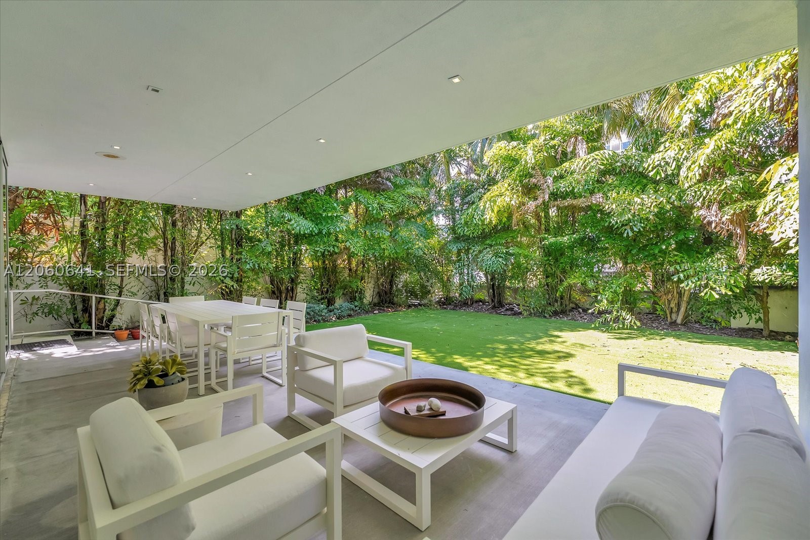7830 Atlantic Way, Miami Beach FL 33141