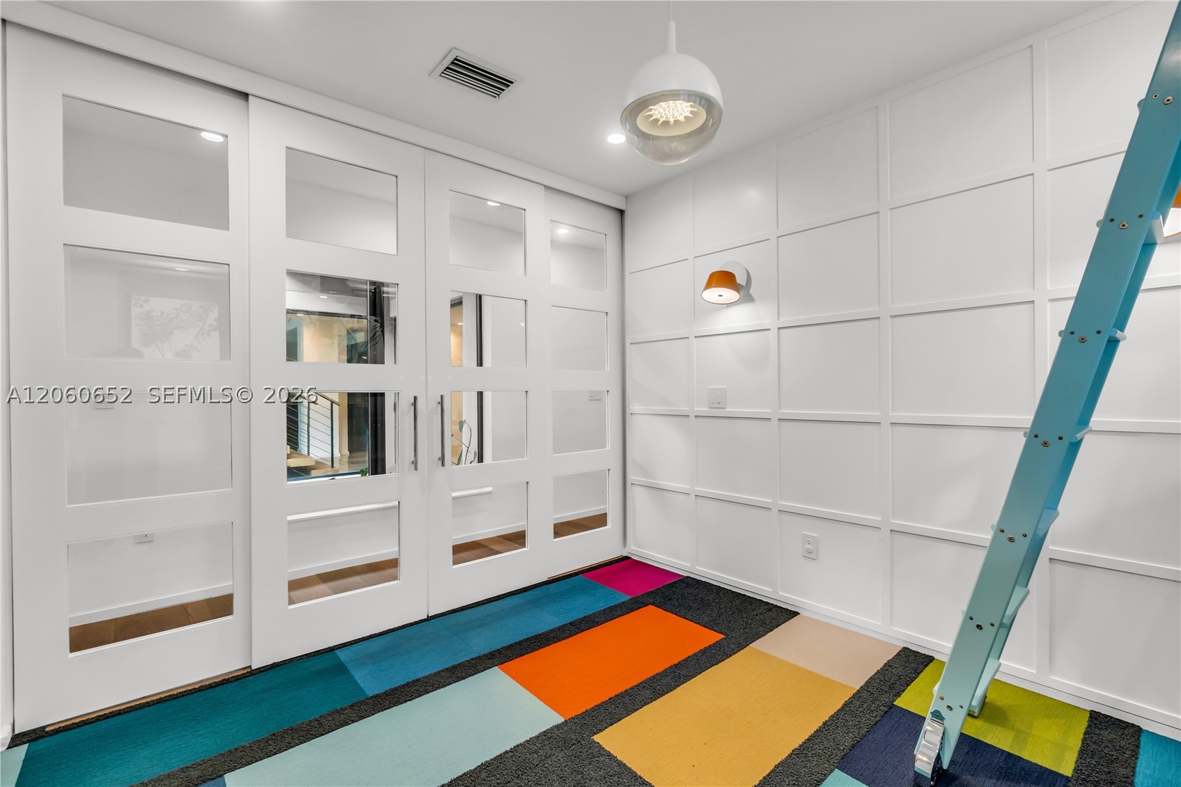 6840 Sunrise Pl, Coral Gables FL 33133