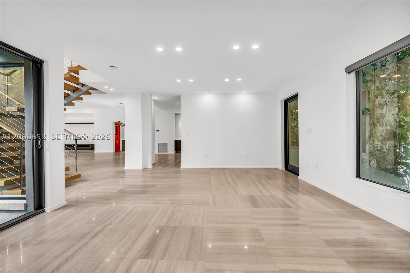 6840 Sunrise Pl, Coral Gables FL 33133