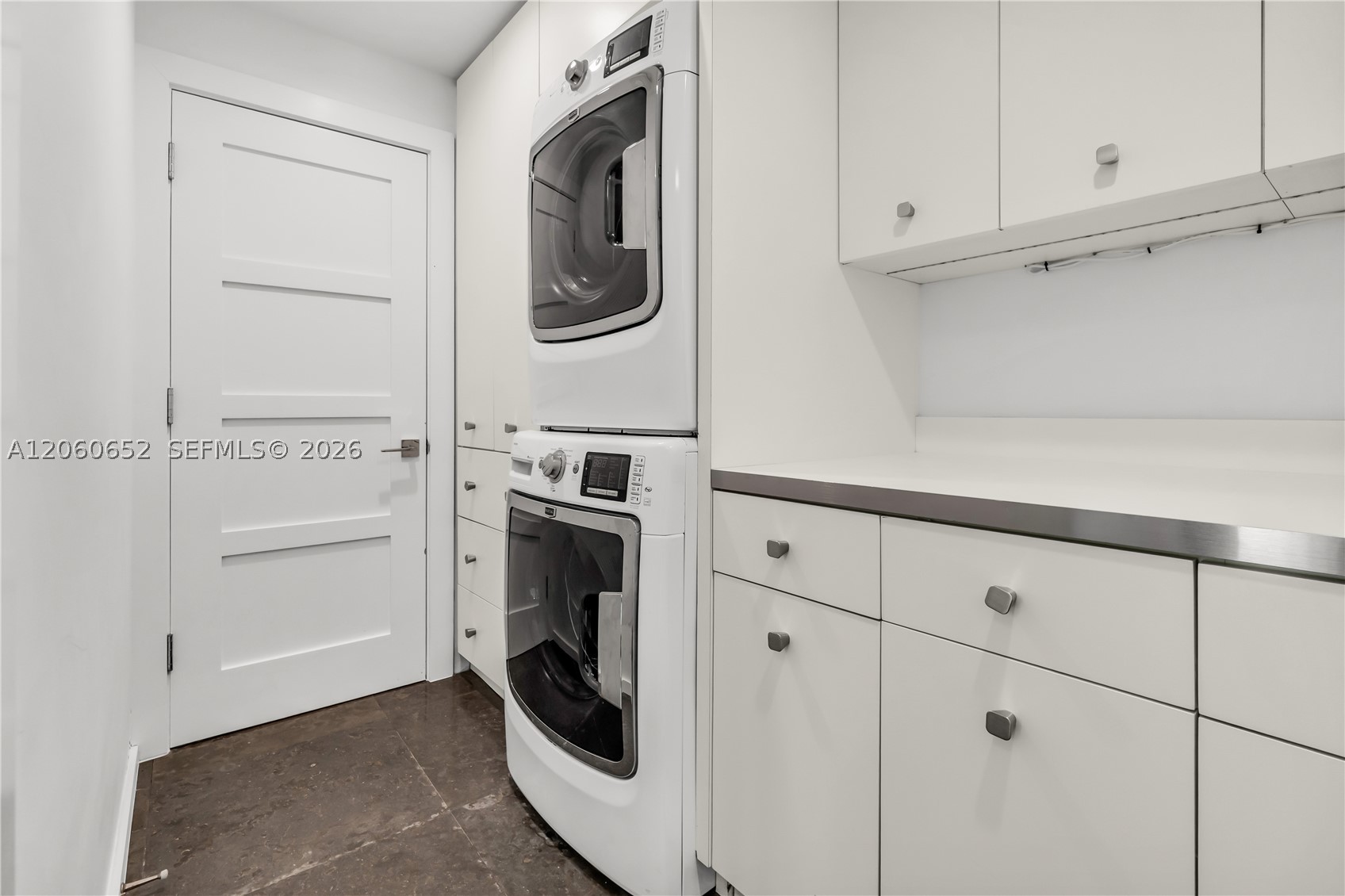 6840 Sunrise Pl, Coral Gables FL 33133