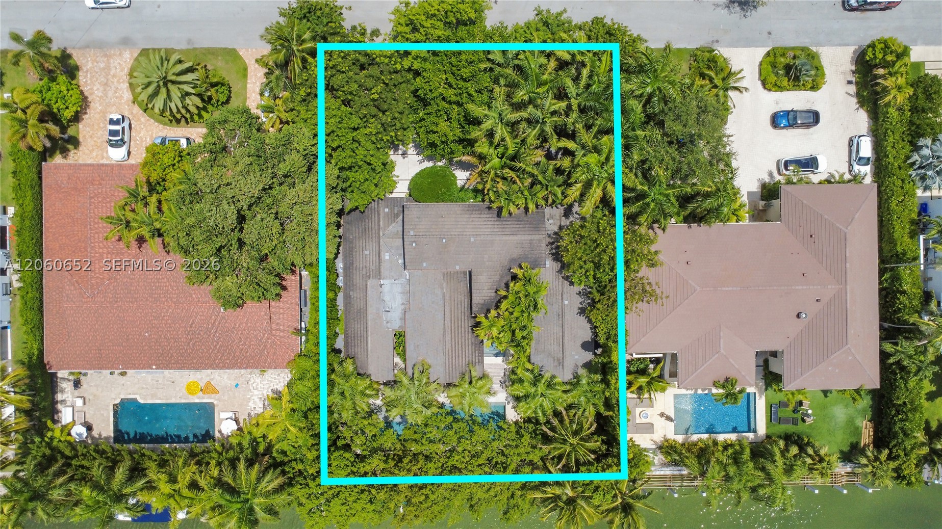 6840 Sunrise Pl, Coral Gables FL 33133