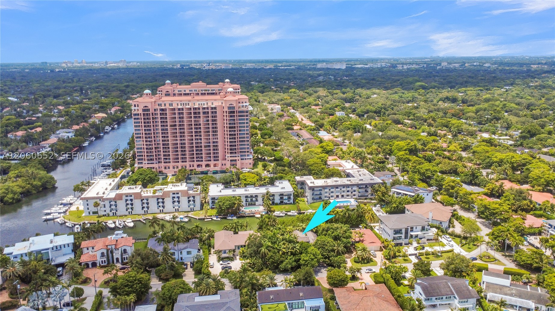 6840 Sunrise Pl, Coral Gables FL 33133