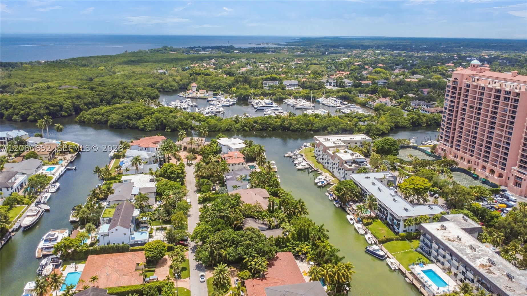 6840 Sunrise Pl, Coral Gables FL 33133