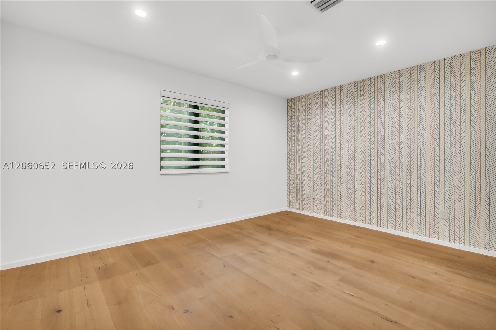 6840 Sunrise Pl, Coral Gables FL 33133