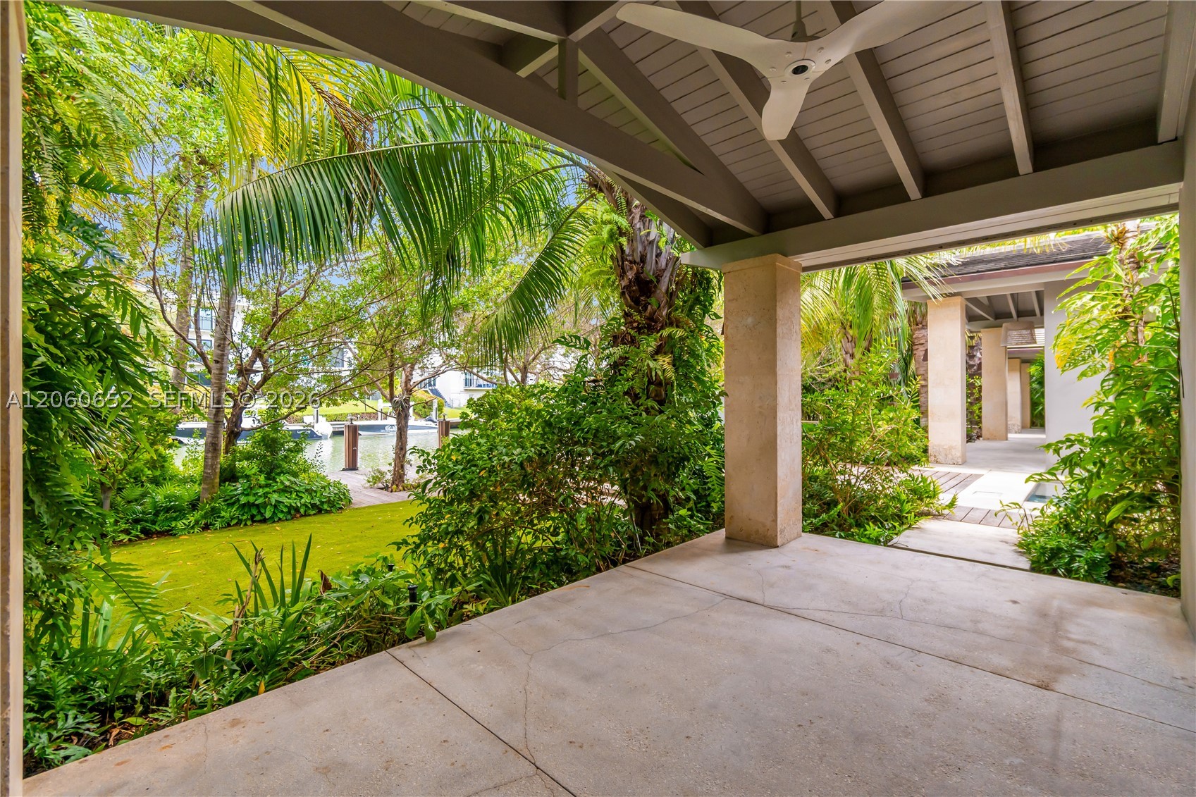 6840 Sunrise Pl, Coral Gables FL 33133