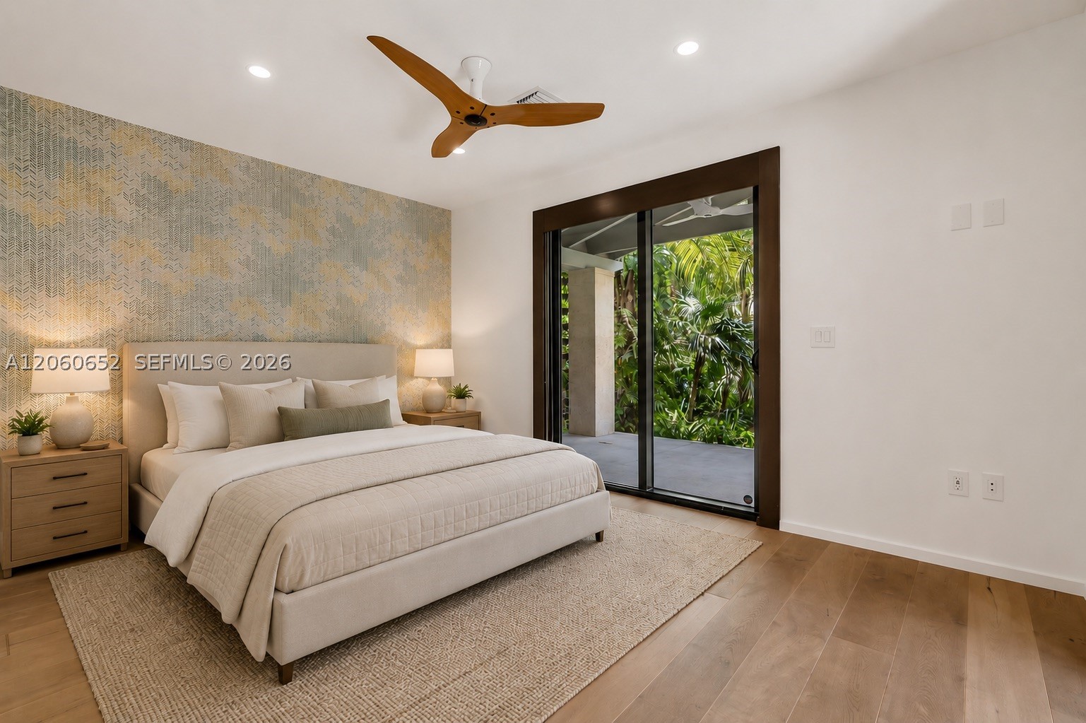 6840 Sunrise Pl, Coral Gables FL 33133
