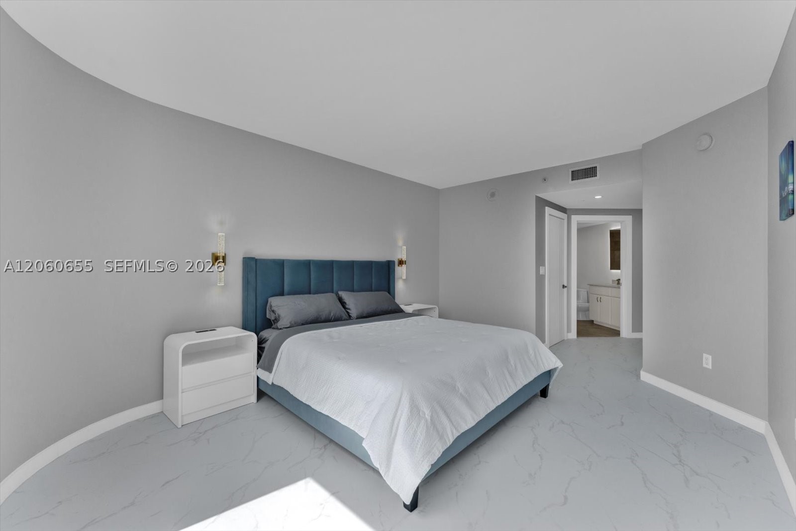 6365 Collins #3901, Miami Beach FL 33141