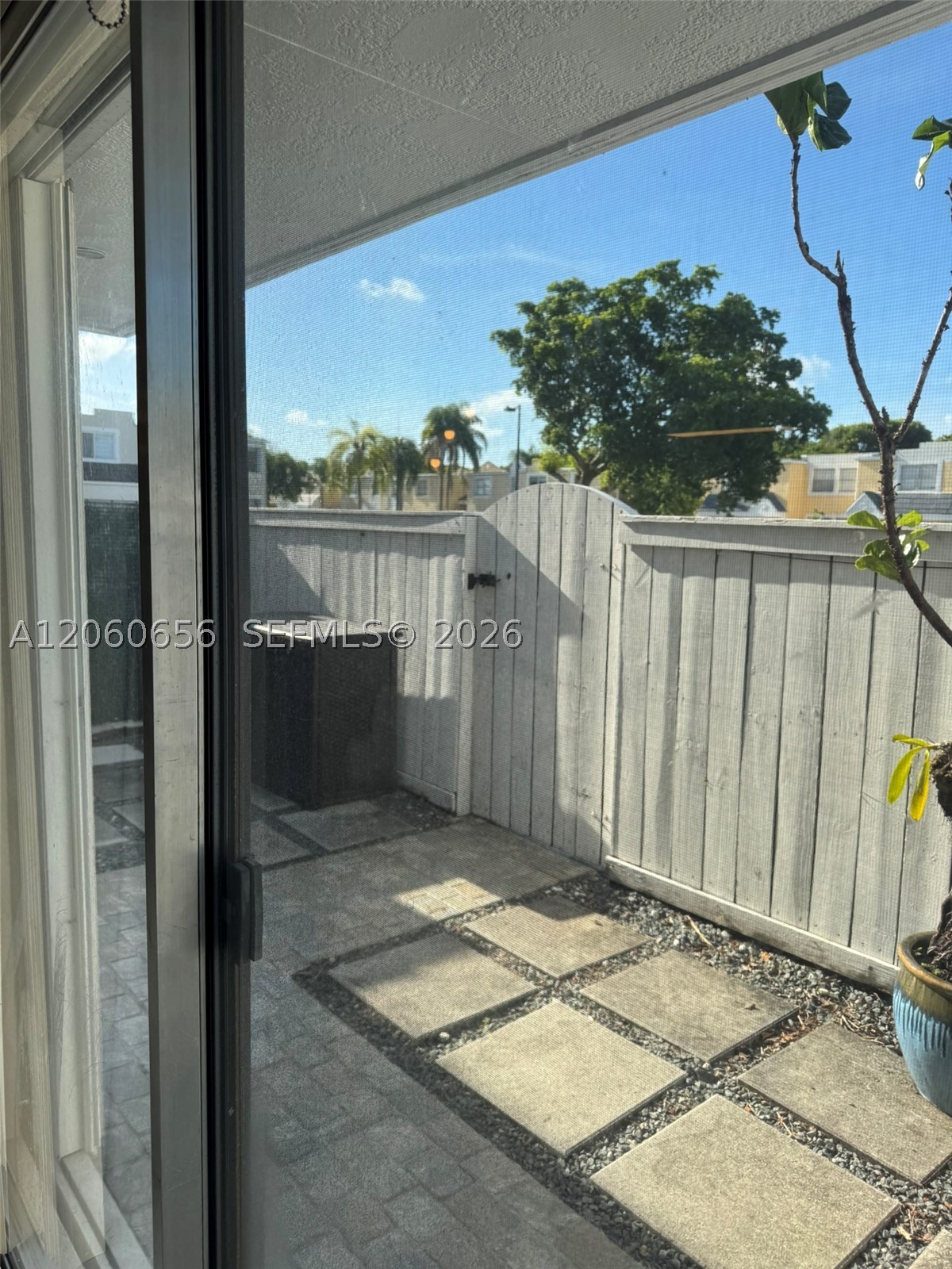 6845 SW 45th Ln #10, Miami FL 33155
