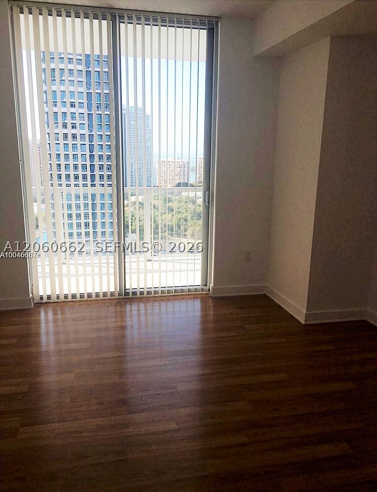 79 SW 12 ST #3006S, Miami FL 33131
