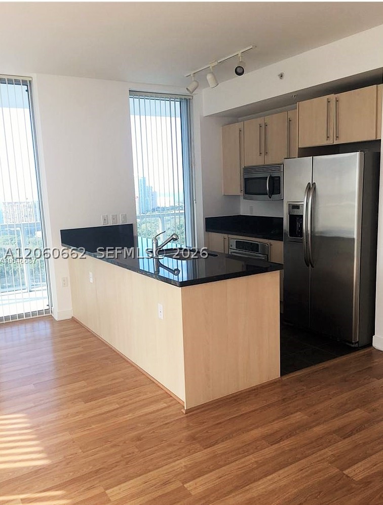 79 SW 12 ST #3006S, Miami FL 33131