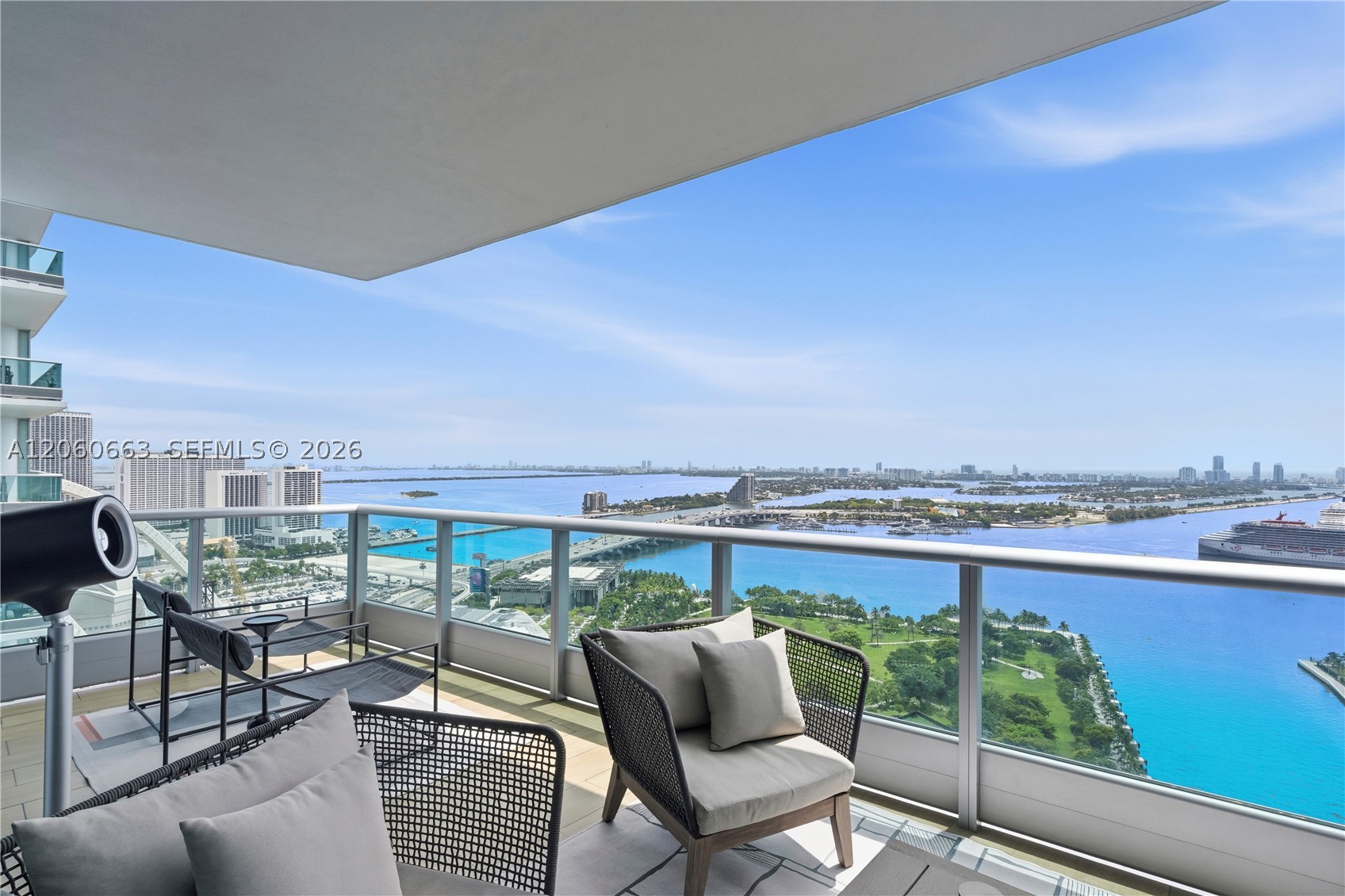 900 Biscayne Blvd #3607, Miami FL 33132
