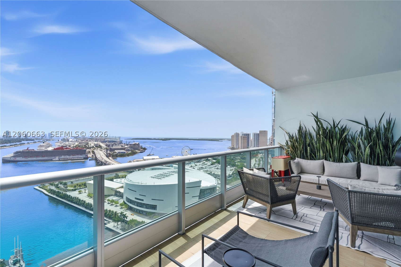 900 Biscayne Blvd #3607, Miami FL 33132