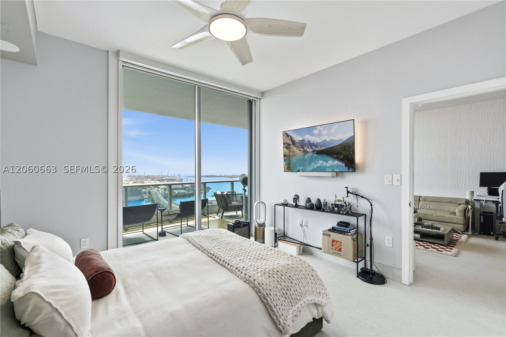 900 Biscayne Blvd #3607, Miami FL 33132