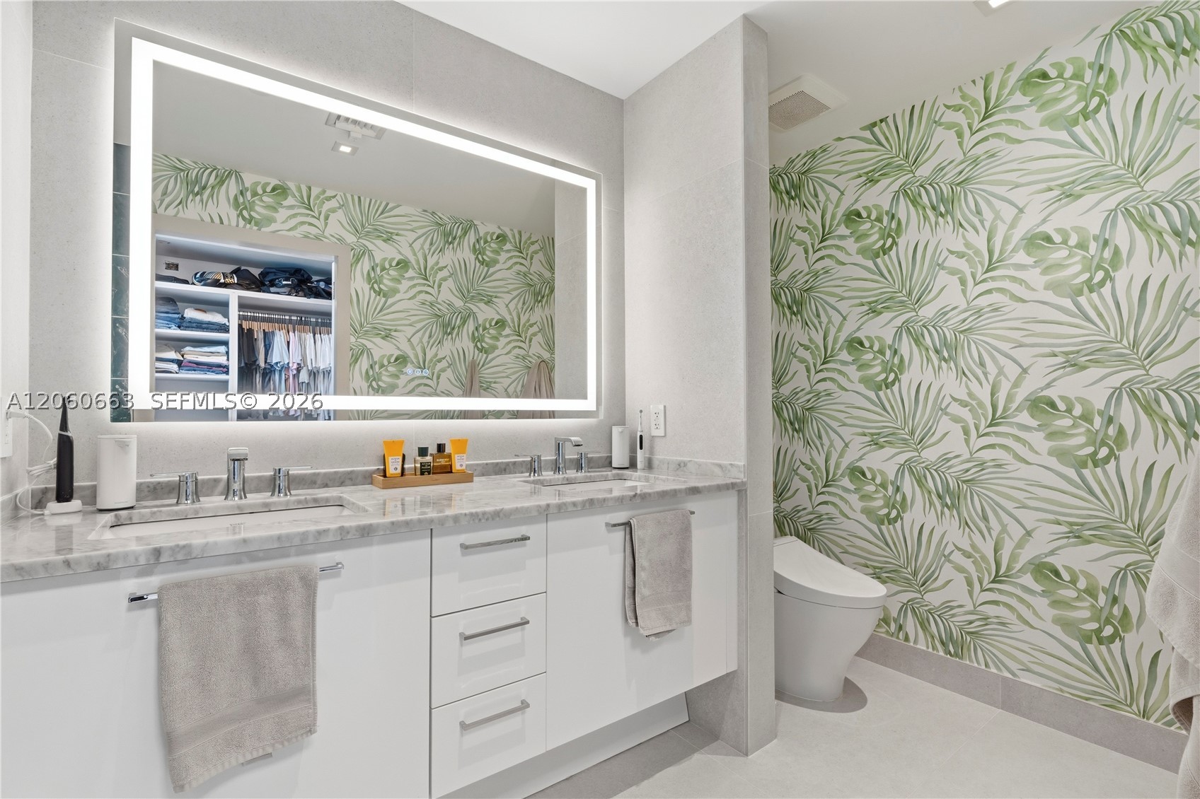 900 Biscayne Blvd #3607, Miami FL 33132