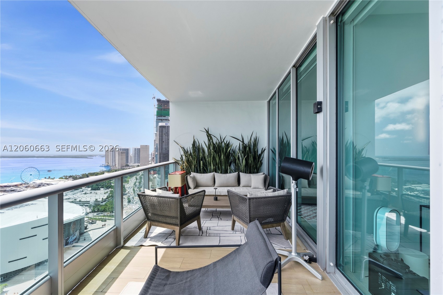 900 Biscayne Blvd #3607, Miami FL 33132