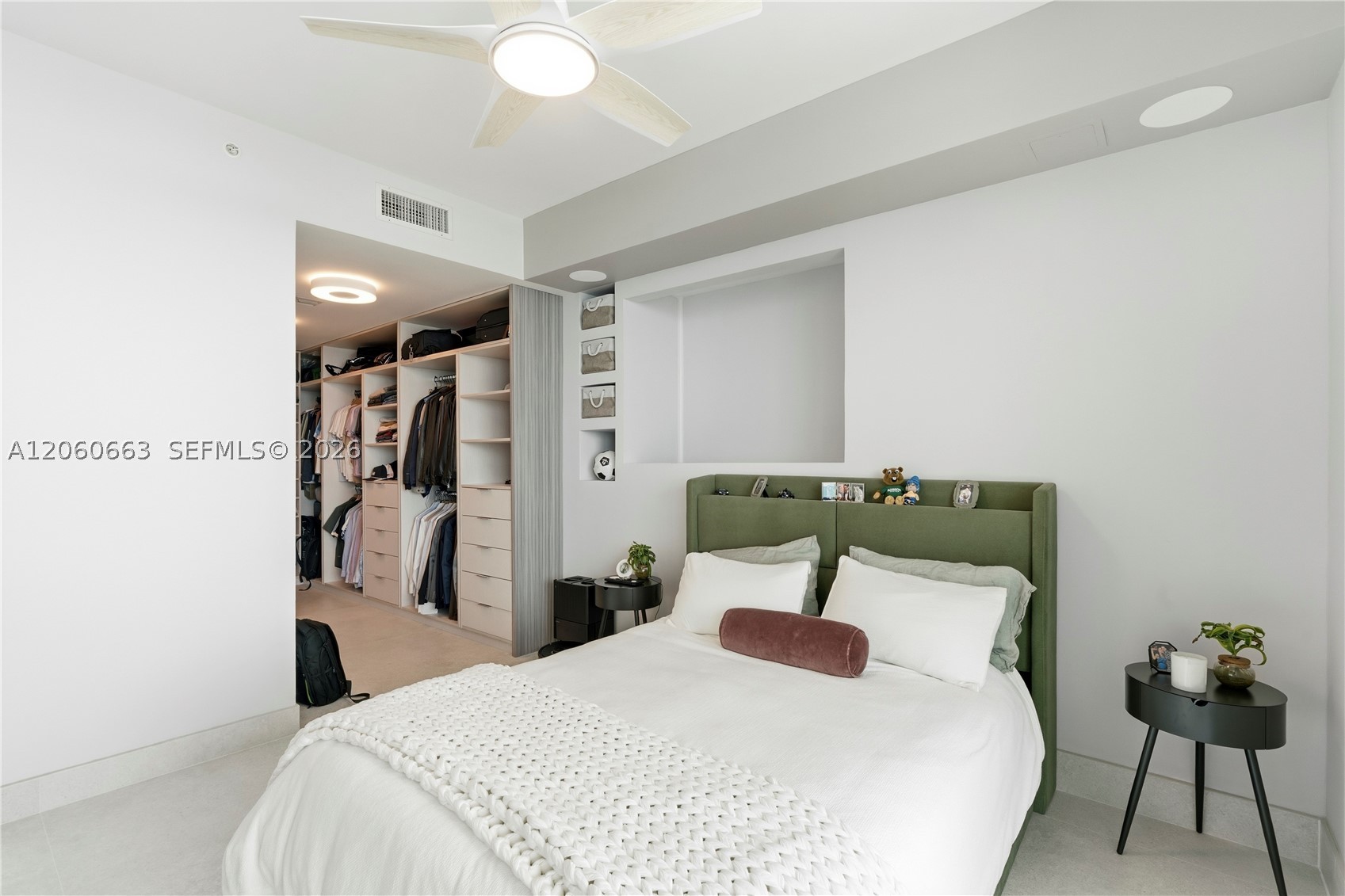 900 Biscayne Blvd #3607, Miami FL 33132