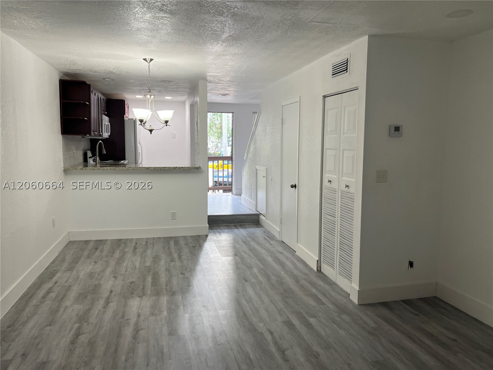 1901 NW S River Dr #35C, Miami FL 33125