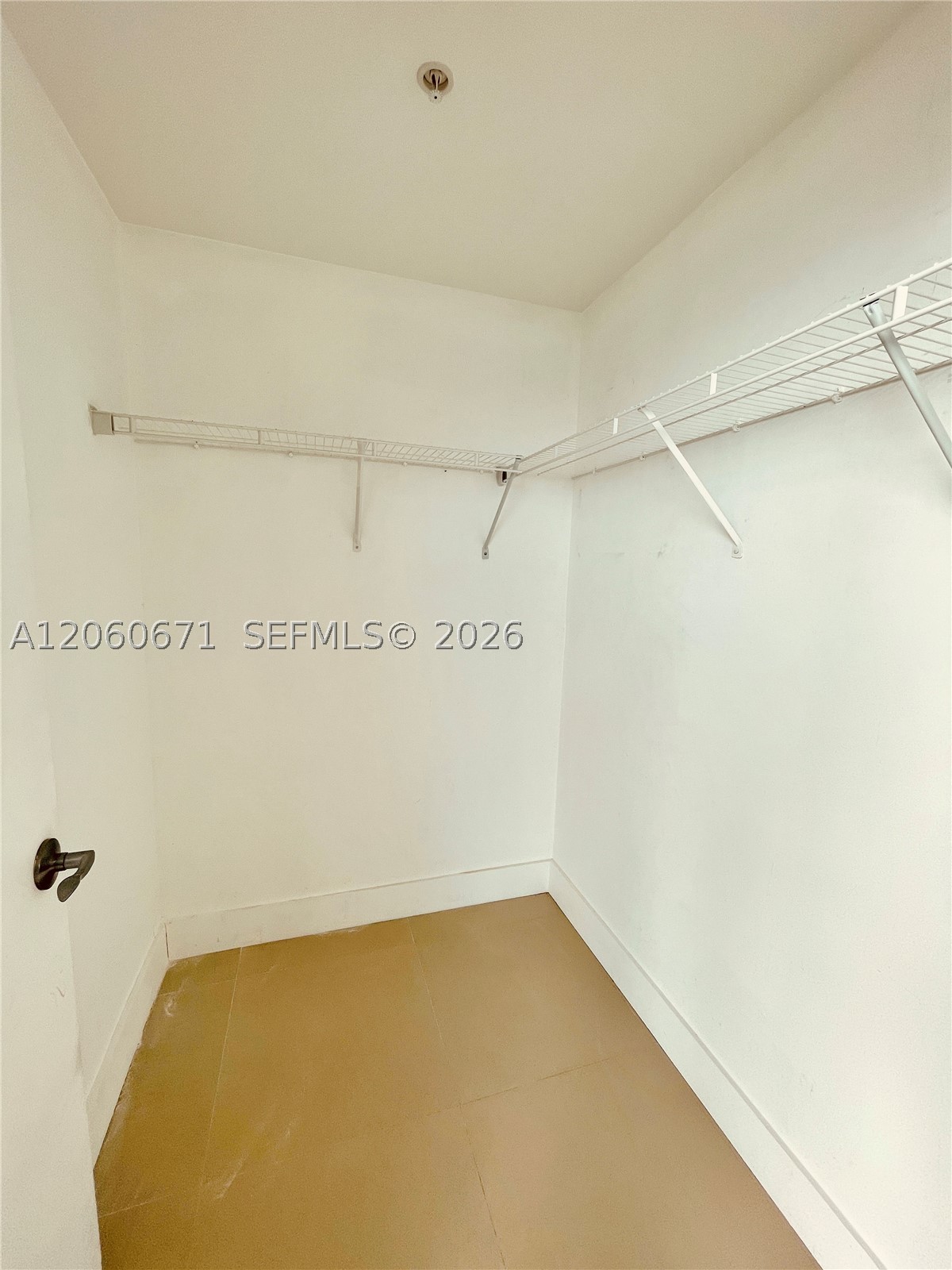 244 Biscayne Blvd #4307, Miami FL 33132