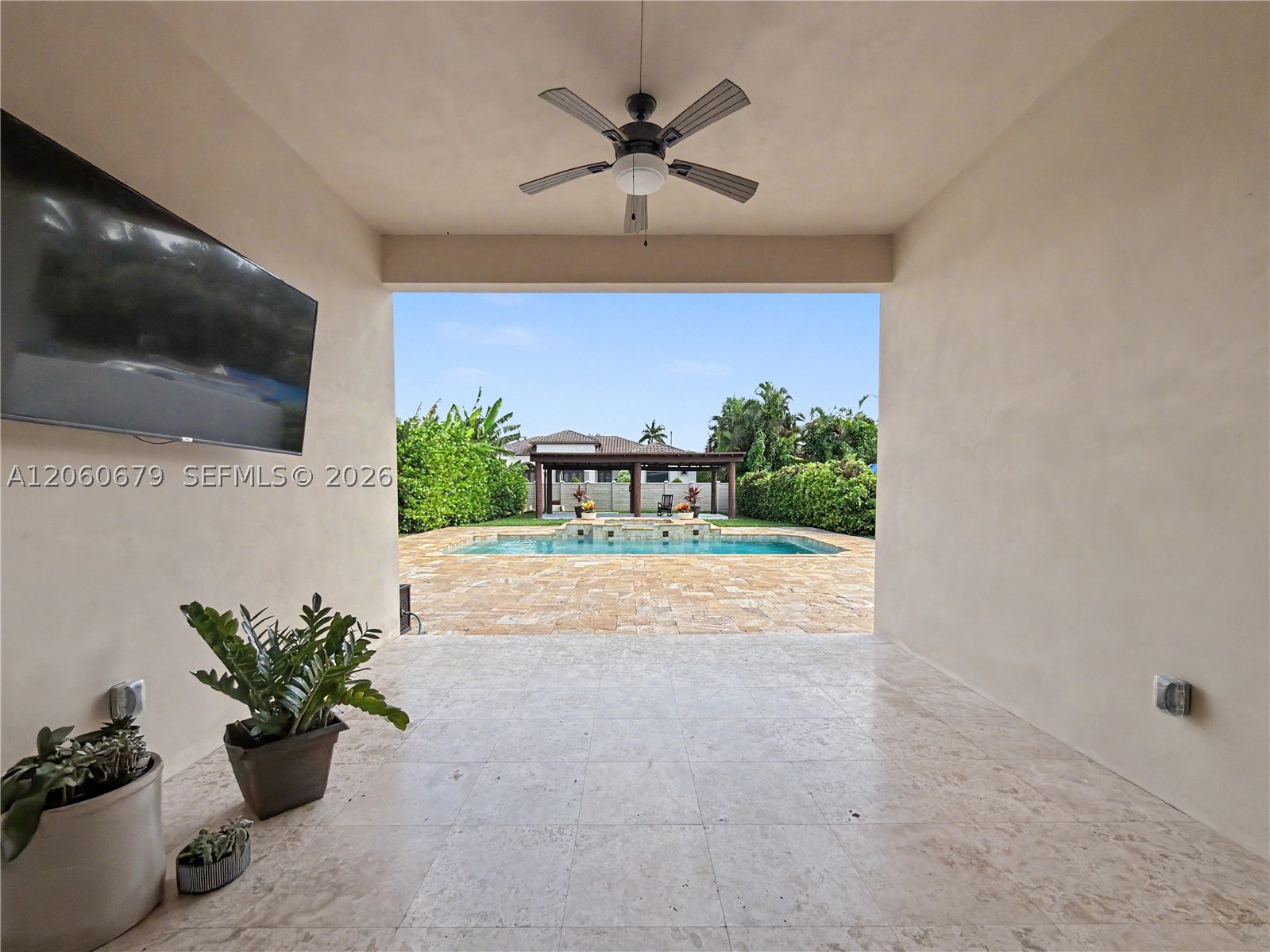 5889 SW 17th St, Miami FL 33155