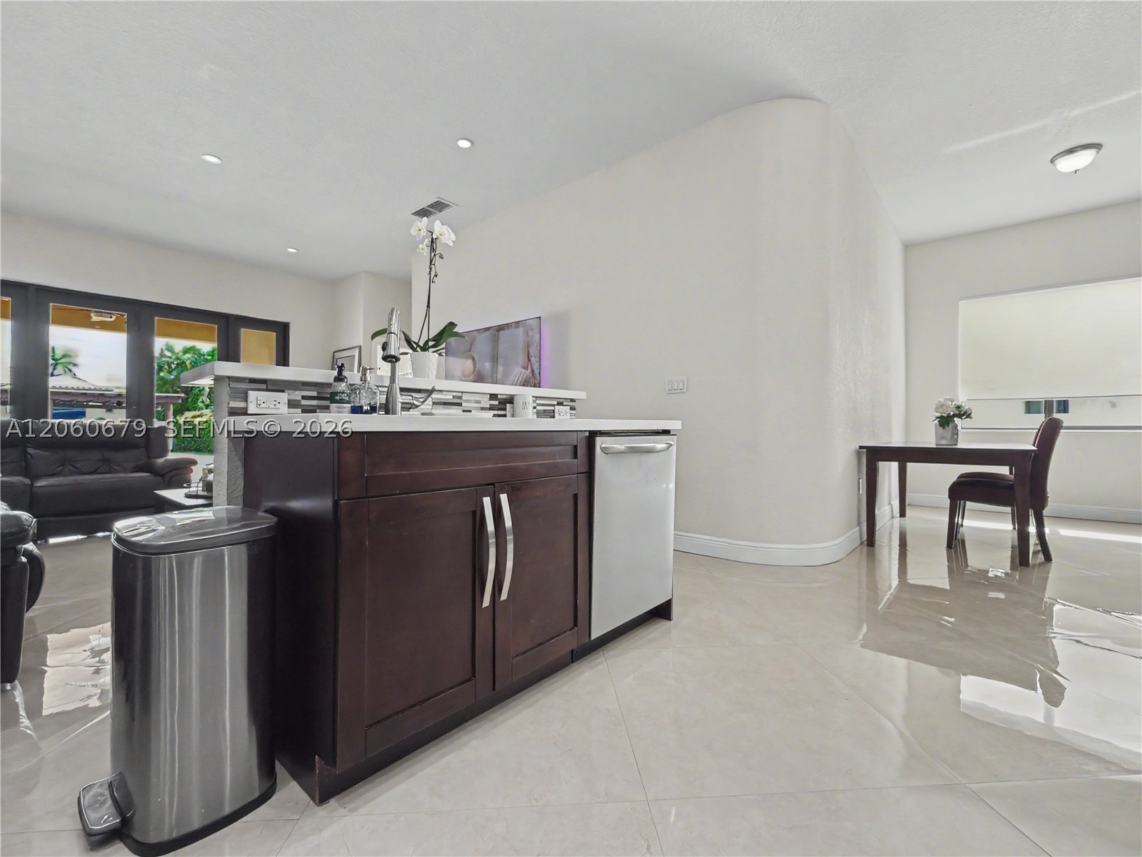 5889 SW 17th St, Miami FL 33155